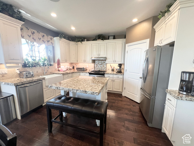 Photo 8 for MLS #2115921 at 853 Horizon Dr