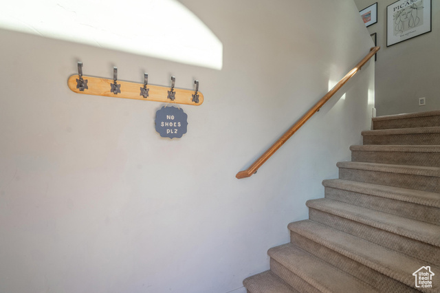 Photo 10 for MLS #2115928 at 1839 W Canyon View Dr #204