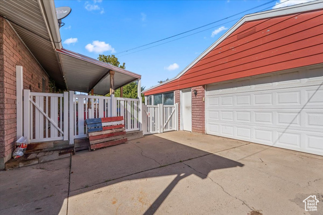 Photo 10 for MLS #2115929 at 4586 S Porter