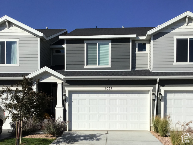 Photo 30 for MLS #2115932 at 1052 E Regatta Ln