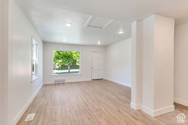Photo 6 for MLS #2115933 at 690 N 600 West