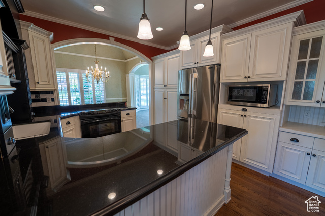 Photo 15 for MLS #2115937 at 968 E Chelsea Dr
