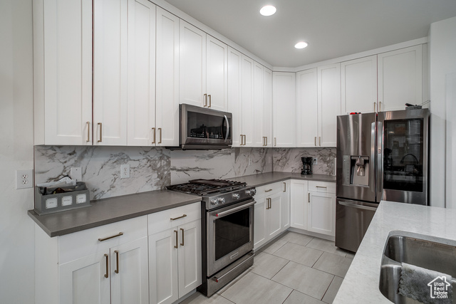 Photo 15 for MLS #2115955 at 376 E Calgary