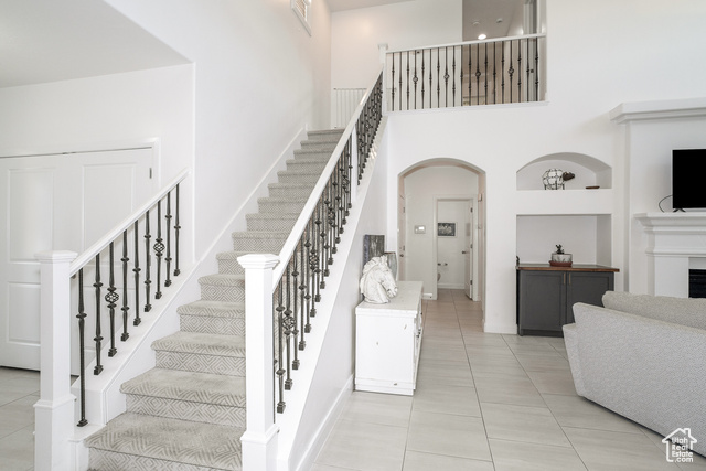 Photo 25 for MLS #2115955 at 376 E Calgary