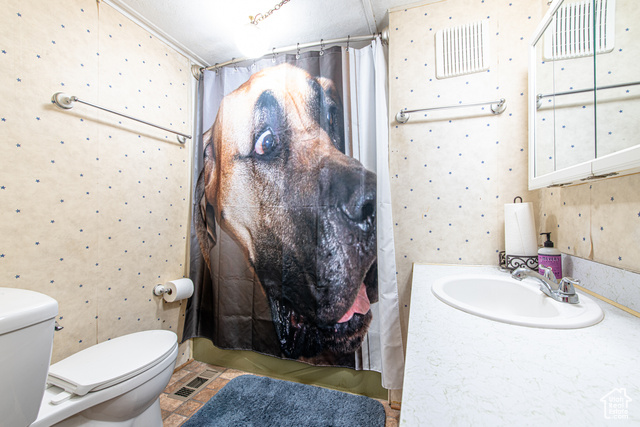 Photo 16 for MLS #2115978 at 200 E 400 South #24