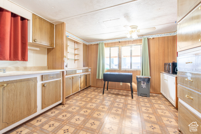 Photo 11 for MLS #2115978 at 200 E 400 South #24