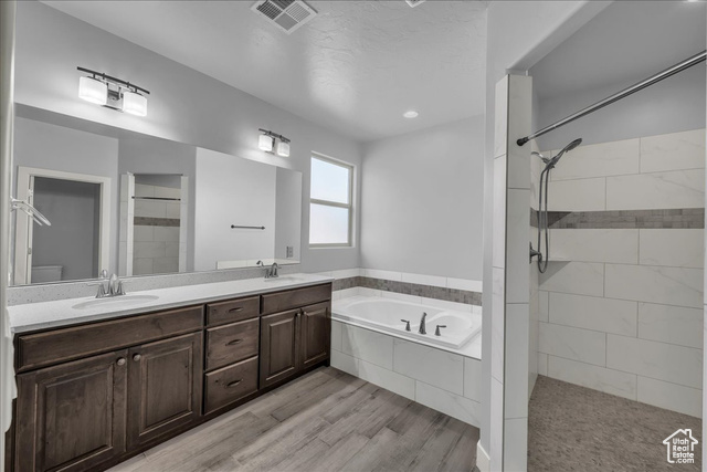 Photo 15 for MLS #2115981 at 1943 N Somerset St