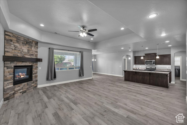Photo 11 for MLS #2115981 at 1943 N Somerset St