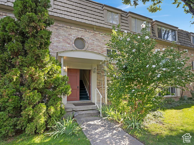 2220 E MURRAY HOLLADAY RD #110, Holladay UT 84117