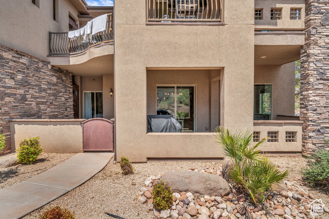 Photo 3 for MLS #2115987 at 188 N 6680 West #H5