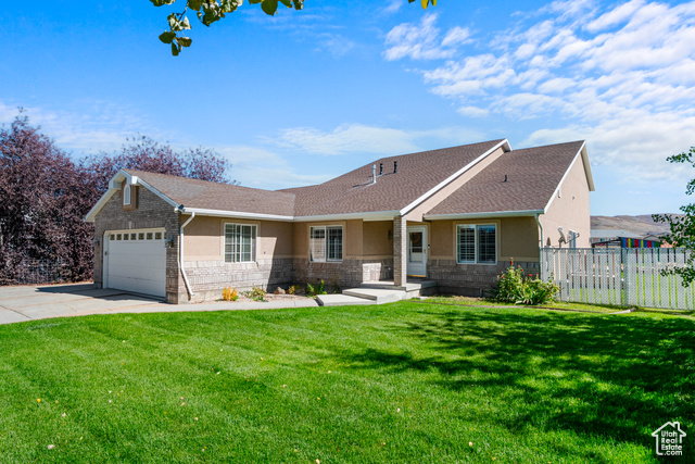 MLS #2115994 - 1465 Hallam Rd