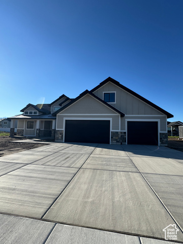 Photo 3 for MLS #2115995 at 2497 W 2950 North