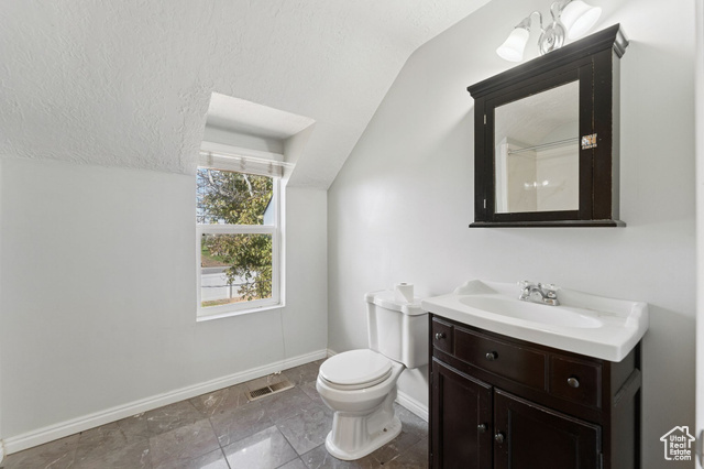 Photo 38 for MLS #2116008 at 2184 W Gentile St