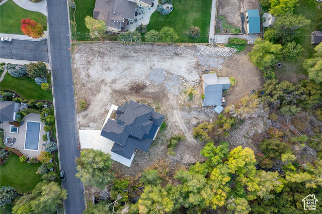 Photo 9 for MLS #2116014 at 667 E 770 North