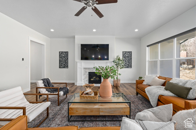 Photo 15 for MLS #2116014 at 667 E 770 North