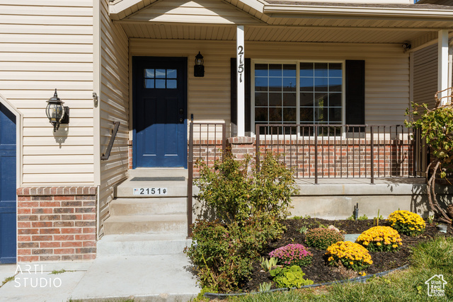 Photo 6 for MLS #2116033 at 2151 E Cedar Trails Way