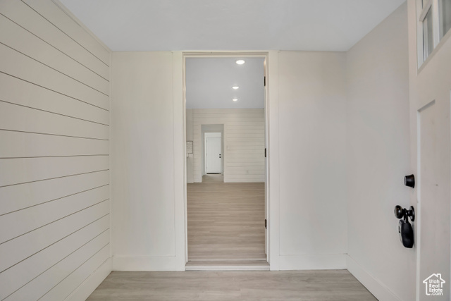 Photo 8 for MLS #2116041 at 2202 S Lake St