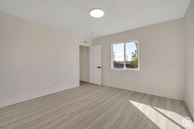 Photo 19 for MLS #2116041 at 2202 S Lake St