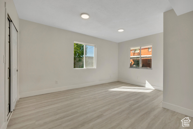 Photo 16 for MLS #2116041 at 2202 S Lake St