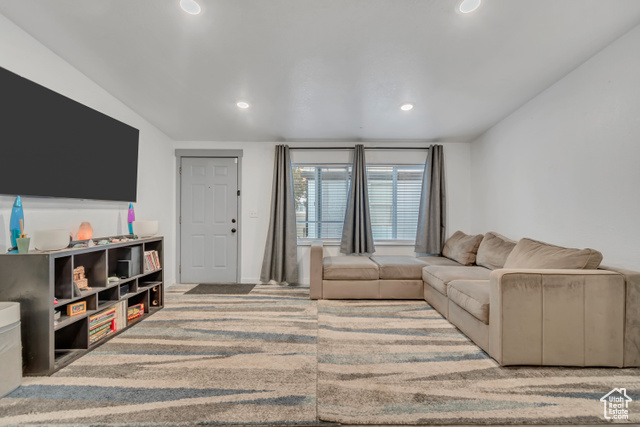 Photo 12 for MLS #2116062 at 1258 W Rock River Rd #82