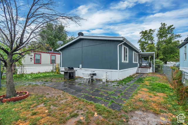 Photo 6 for MLS #2116062 at 1258 W Rock River Rd #82