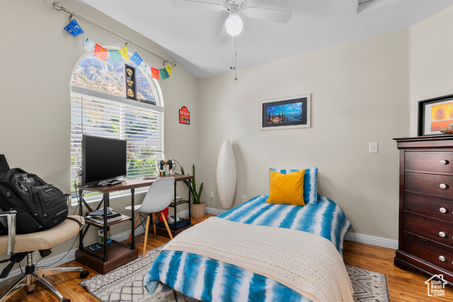 Photo 13 for MLS #2116065 at 921 N 600 East