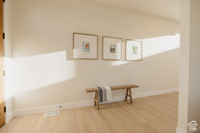 Photo 14 for MLS #2116067 at 1689 W Canyon Rim Dr #636