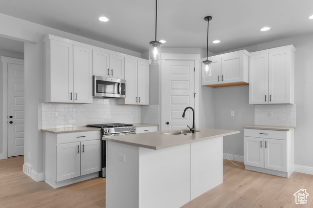 Photo 12 for MLS #2116069 at 504 W Maidengrass Way