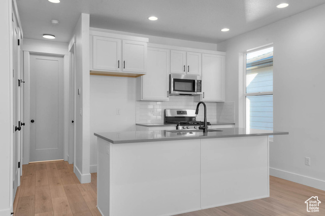 Photo 11 for MLS #2116075 at 3971 W Red Clover Dr
