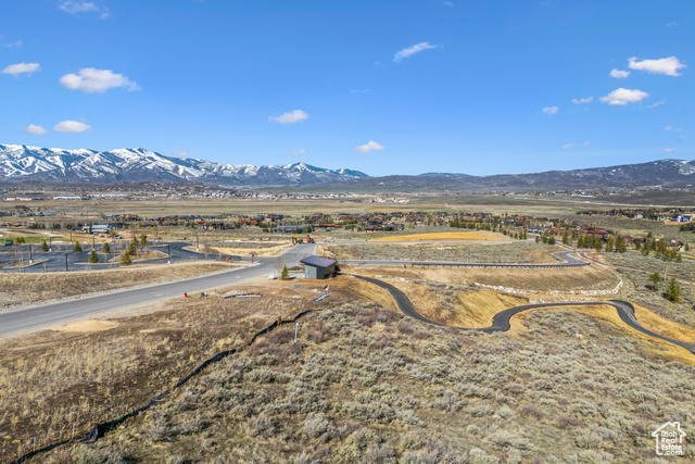 Photo 4 for MLS #2116084 at 3101 Hills Ridge Rd