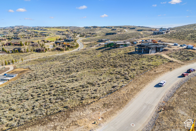 Photo 10 for MLS #2116084 at 3101 Hills Ridge Rd