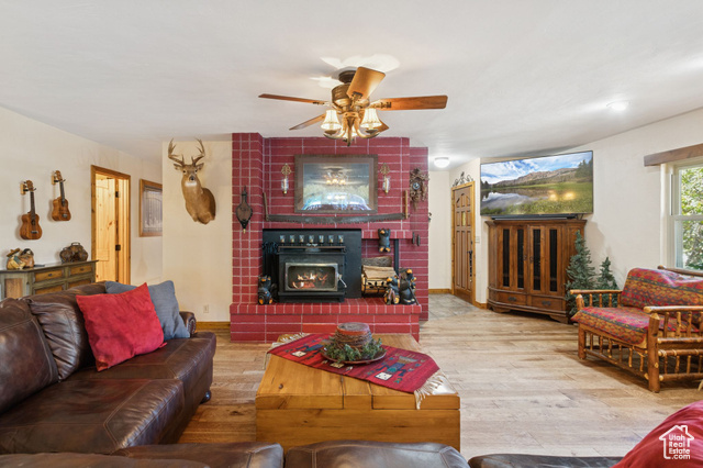 Photo 20 for MLS #2116086 at 135 Crestview Dr