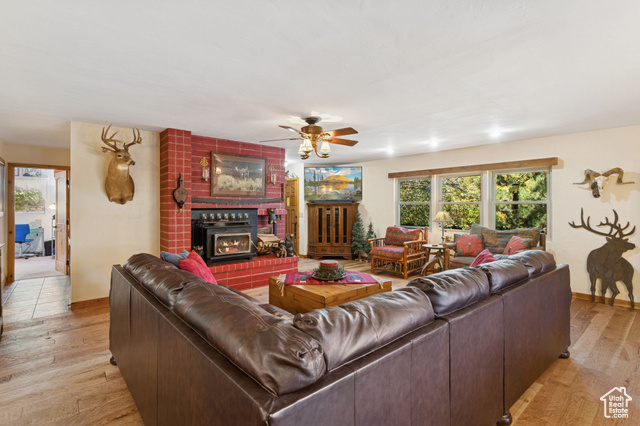 Photo 19 for MLS #2116086 at 135 Crestview Dr