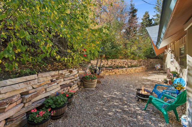 Photo 43 for MLS #2116086 at 135 Crestview Dr