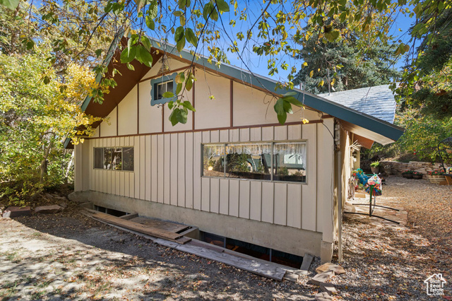 Photo 47 for MLS #2116086 at 135 Crestview Dr
