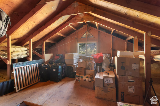 Photo 42 for MLS #2116086 at 135 Crestview Dr