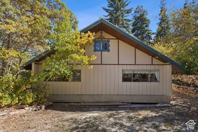 Photo 48 for MLS #2116086 at 135 Crestview Dr
