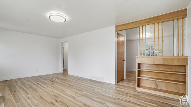 Photo 5 for MLS #2116089 at 533 S 700 West