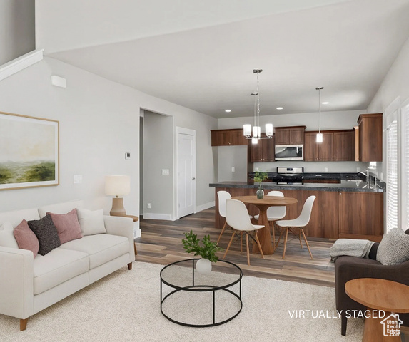 Photo 8 for MLS #2116091 at 924 S Aspen Summit Dr