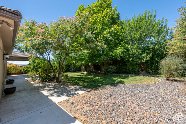 Photo 37 for MLS #2116094 at 548 S Haley Dr