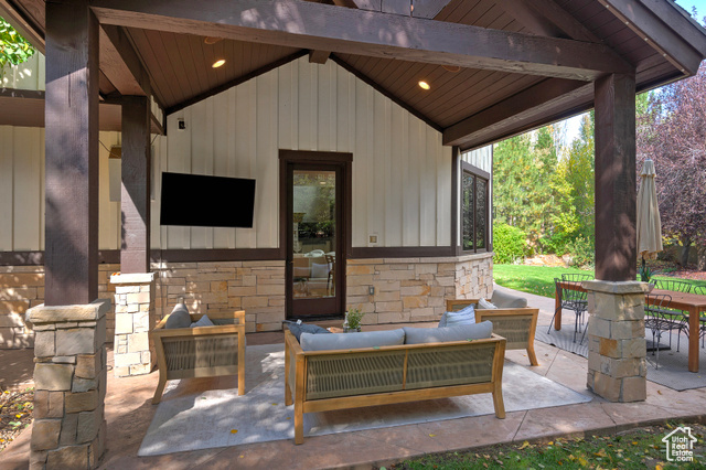 Photo 19 for MLS #2116096 at 4784 Sagebrush Rd
