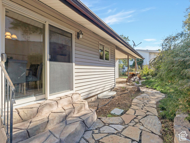 Photo 23 for MLS #2116098 at 1466 E Sandy Hills Dr