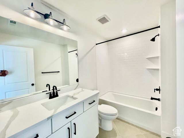 Photo 16 for MLS #2116105 at 5877 N Canyon Rim Rd #623
