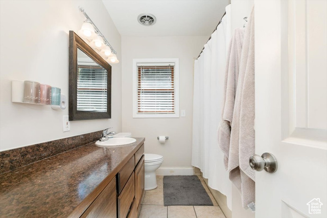 Photo 10 for MLS #2116108 at 346 E Center St