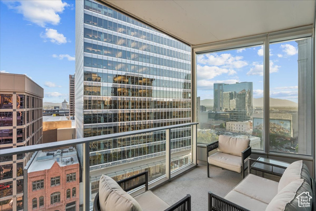 Photo 17 for MLS #2116110 at 35 E 100 South #807