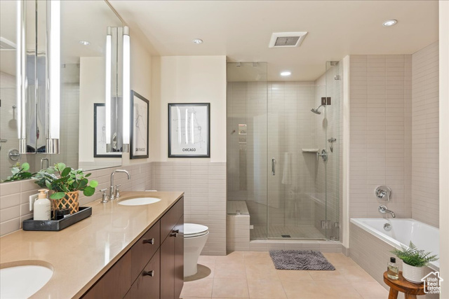 Photo 23 for MLS #2116110 at 35 E 100 South #807