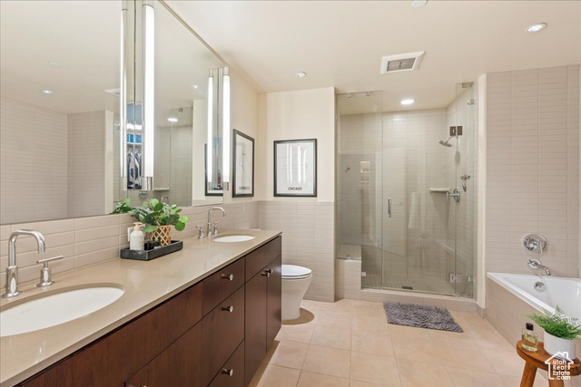 Photo 20 for MLS #2116110 at 35 E 100 South #807