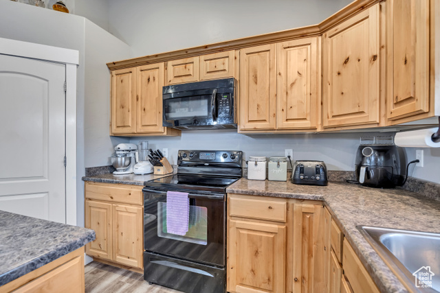 Photo 57 for MLS #2116112 at 811 S 2300 West