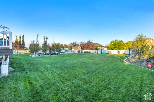 Photo 34 for MLS #2116112 at 811 S 2300 West