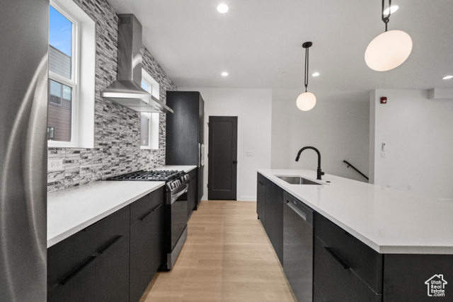 Photo 6 for MLS #2116113 at 568 E Dolores Cv #4